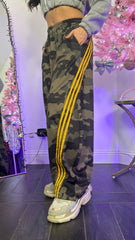 Panta militare con righe